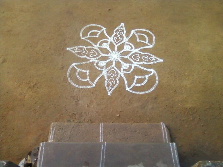Madurai: Private Kolam Art Workshop & Tamil Culture